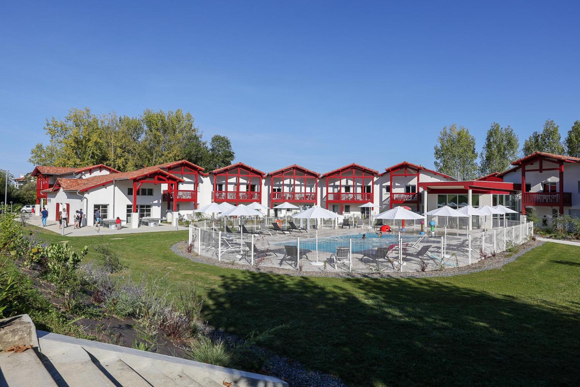 Résidence Néméa Le Domaine d'Uhaina Urrugne Extérieur photo